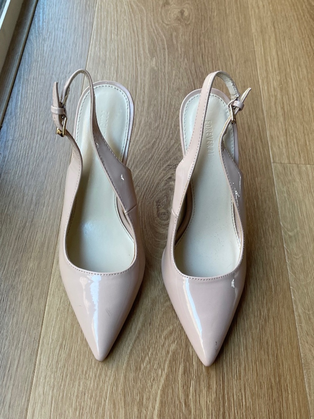 Forever 21 Beige Patent Slingback Heels Pointed Toe Buckle Dress Pumps Size 7
